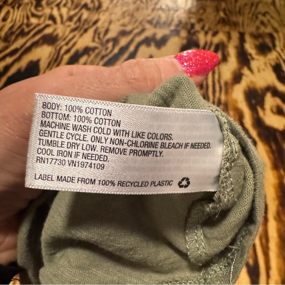 Universal Thread Olive Green Boxy Polo Blouse - Picture 7 of 7